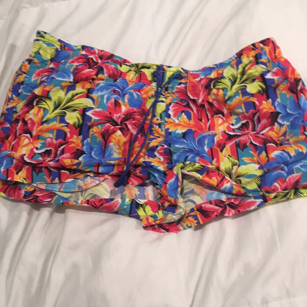 J CREW SHORTS NEVER WORN
